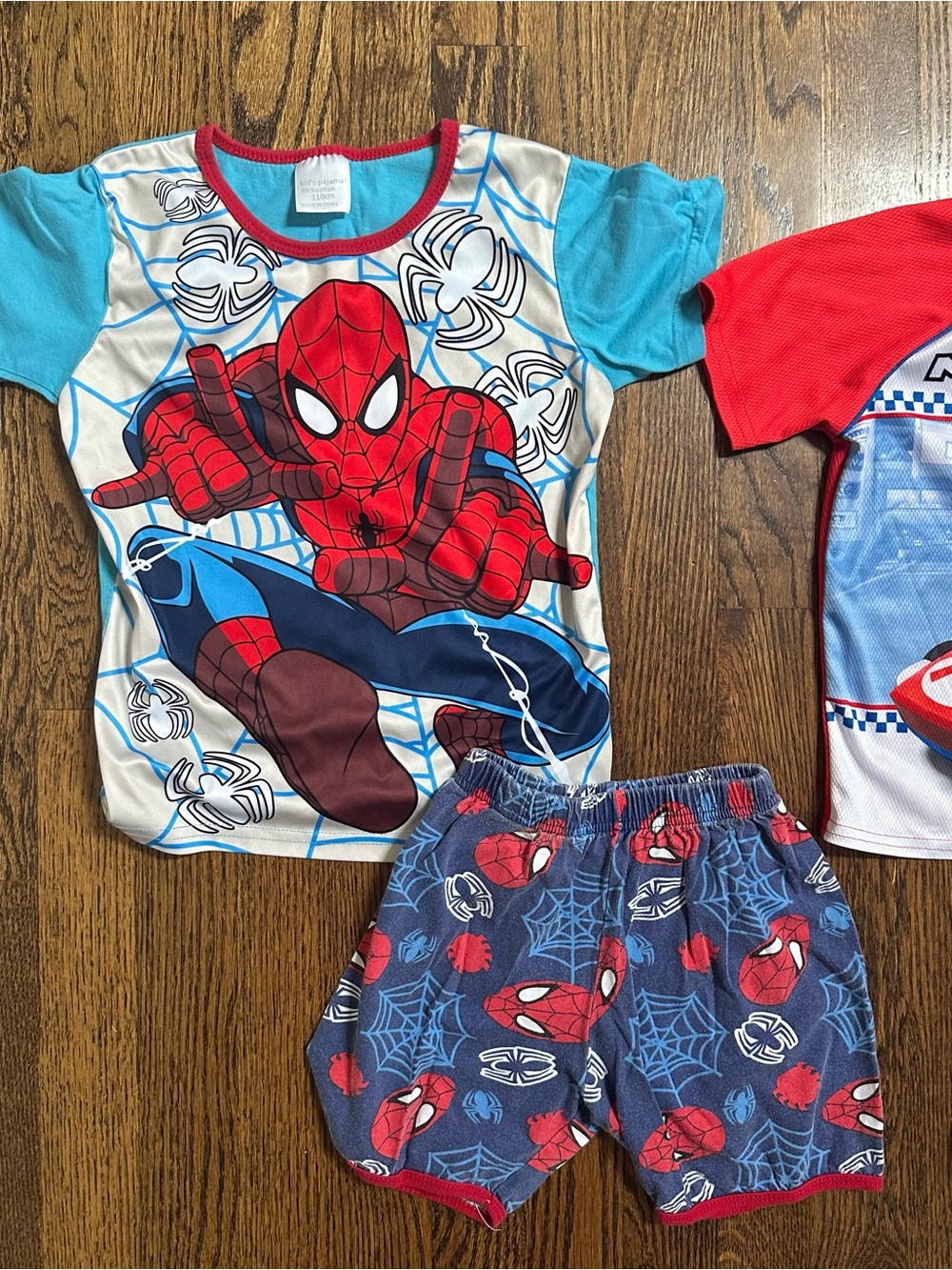 Superhero PJs - Picture 2 of 3